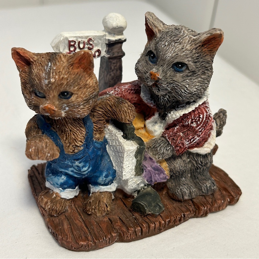 Vintage cat figurine Mom and kitten at bus stop resin anthropomorphic 90s